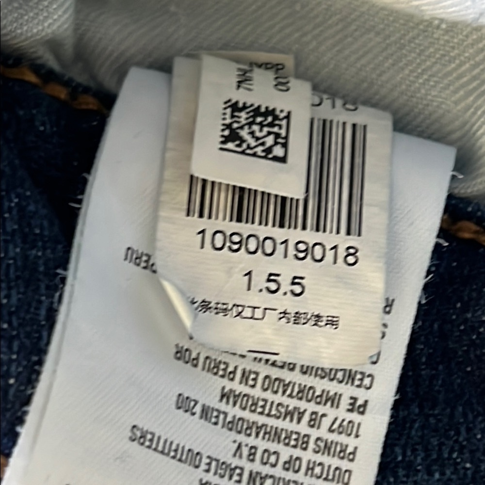 American Eagle Outfitters Men's Ripped Dark Blue Skinny Jeans - Picture 5 of 15